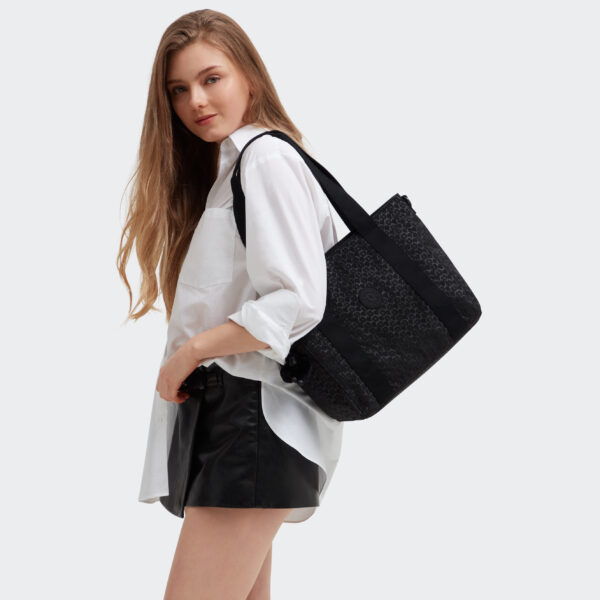 ASSENI S SIGNATURE EMB - Image 6